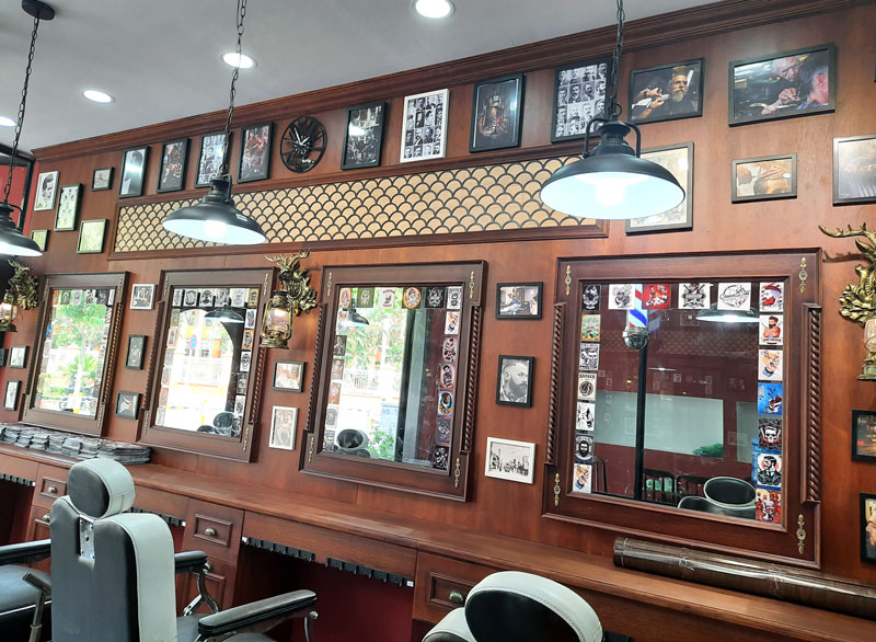 Bộ gương kệ tủ Barber BK-554